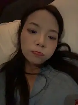 Snapshot of susu_kara chatting on May 22, 2026, 12:58 pm susu kara online show from May 22, 2026, 12:58 pm