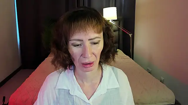 Snapshot of gracekellyyy chatting on June 24, 2026, 4:11 am gracekellyyy online show from June 24, 2026, 4:11 am