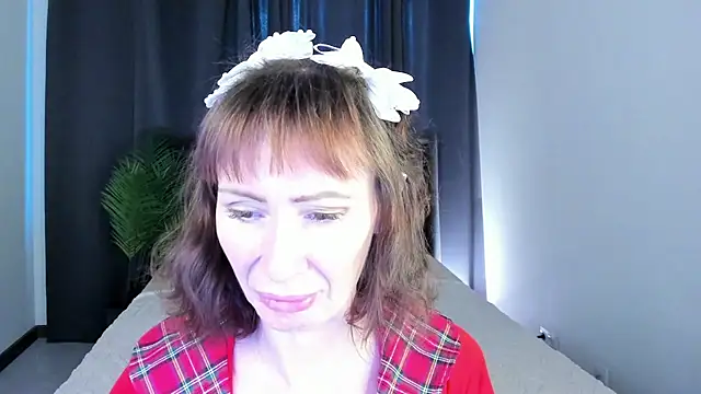 Snapshot of gracekellyyy chatting on June 27, 2026, 12:33 pm gracekellyyy online show from June 27, 2026, 12:33 pm