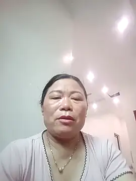 -Lytina- online show from May 13, 2026, 1:56 am