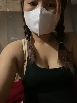 Cute-Sexyy online show from May 21, 2026, 2:25 pm