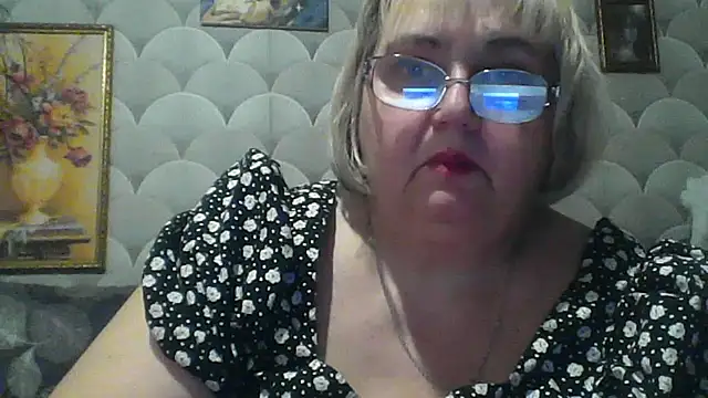 Snapshot of MarinaFarina53 chatting on June 13, 2026, 8:07 pm MarinaFarina53 online show from June 13, 2026, 8:07 pm