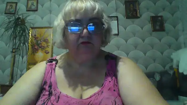 Snapshot of MarinaFarina53 chatting on June 6, 2026, 7:08 pm MarinaFarina53 online show from June 6, 2026, 7:08 pm