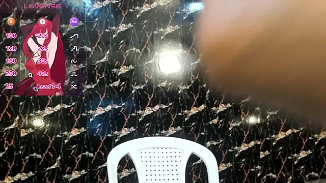 Snapshot of LunaiXMoon_ chatting on June 8, 2026, 12:06 pm LunaiXMoon online show from June 8, 2026, 12:06 pm