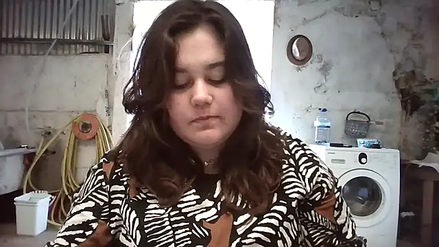 BUNNYMILA69 online show from May 10, 2026, 5:59 pm