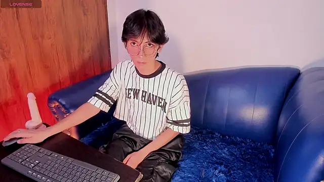 Snapshot of LittlePrince_ chatting on June 23, 2026, 9:57 pm LittlePrince online show from June 23, 2026, 9:57 pm