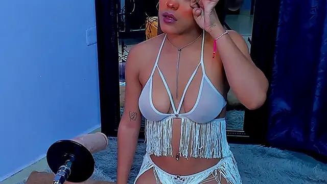 Snapshot of sharonbombo chatting on May 30, 2026, 6:31 am sharonbombo online show from May 30, 2026, 6:31 am