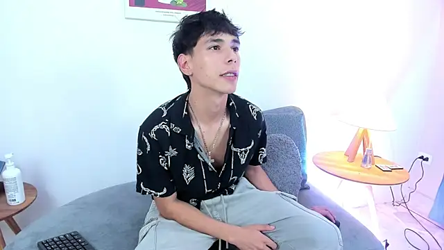 Snapshot of jacob_colliins chatting on May 23, 2026, 3:27 am jacob colliins online show from May 23, 2026, 3:27 am