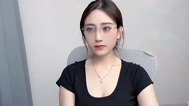 Snapshot of _222Mia chatting on June 17, 2026, 11:20 am 222Mia online show from June 17, 2026, 11:20 am