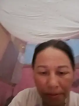 Snapshot of girl_cute69 chatting on May 28, 2026, 4:31 am girl cute69 online show from May 28, 2026, 4:31 am