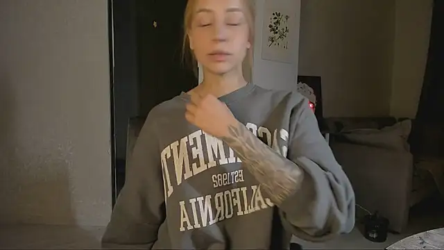 Jane Bright online show from February 28, 2025, 8:39 pm