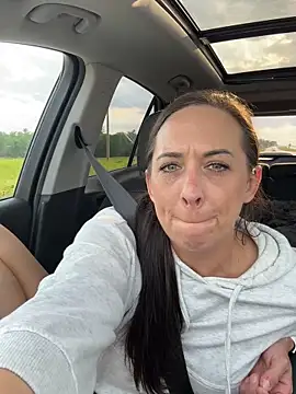 JosieX14 online show from May 17, 2026, 11:16 pm