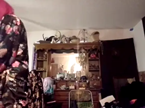 sydneypsycho online show from May 18, 2026, 12:44 am