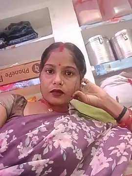 Snapshot of CHANDNi_700 chatting on July 30, 2026, 9:52 am CHANDNi 700 online show from July 30, 2026, 9:52 am