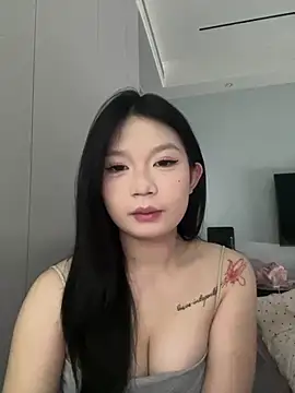 shuyuanli445 online show from May 19, 2026, 5:14 am