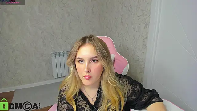 Snapshot of Stacey_Dawson chatting on May 28, 2026, 9:06 am Stacey Dawson online show from May 28, 2026, 9:06 am