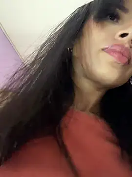 Snapshot of SophiaaRose18 chatting on May 22, 2026, 12:58 pm SophiaaRose18 online show from May 22, 2026, 12:58 pm