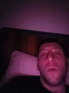 VincentZe99 online show from May 16, 2026, 1:59 am