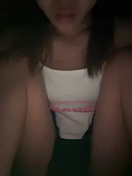 Snapshot of Vi_sexyy chatting on July 10, 2026, 6:52 pm Vi sexyy online show from July 10, 2026, 6:52 pm