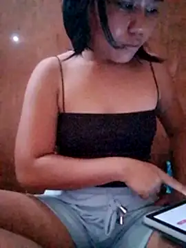 Snapshot of shy_asianluna22 chatting on July 1, 2026, 7:41 am shy asianluna22 online show from July 1, 2026, 7:41 am
