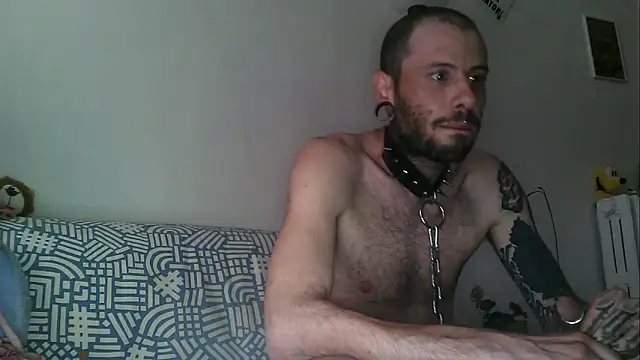 imponenteZeus online show from May 14, 2026, 1:19 pm