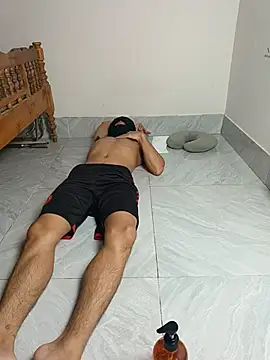 Sweet pussy999 online show from May 17, 2026, 9:31 am