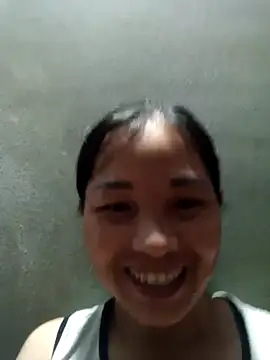 Snapshot of lucat998 chatting on May 15, 2026, 12:58 pm lucat998 online show from May 15, 2026, 12:58 pm