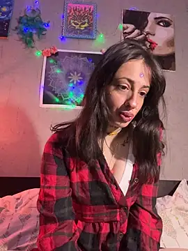 Snapshot of Meow_Mia chatting on June 2, 2026, 8:25 am Meow Mia online show from June 2, 2026, 8:25 am