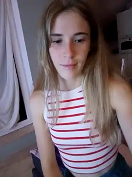 Snapshot of BarniLilit chatting on July 28, 2026, 8:45 pm BarniLilit online show from July 28, 2026, 8:45 pm