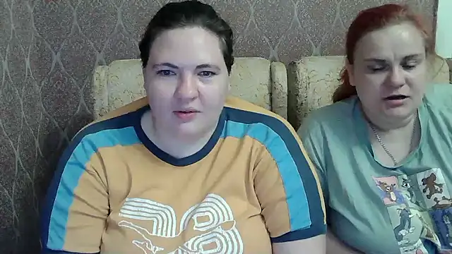 TiffanyLenee online show from May 27, 2026, 6:37 pm