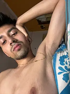 justinzaaa online show from July 10, 2026, 9:04 pm