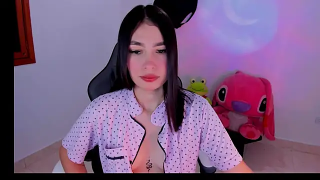 Snapshot of Scarleth_Ferrec chatting on June 8, 2026, 2:34 am Scarleth Ferrec online show from June 8, 2026, 2:34 am