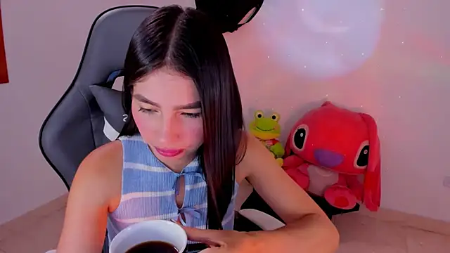 Snapshot of Scarleth_Ferrec chatting on June 17, 2026, 2:16 pm Scarleth Ferrec online show from June 17, 2026, 2:16 pm