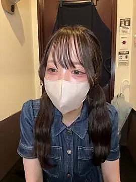 mirudayo4545 online show from June 7, 2026, 9:47 am