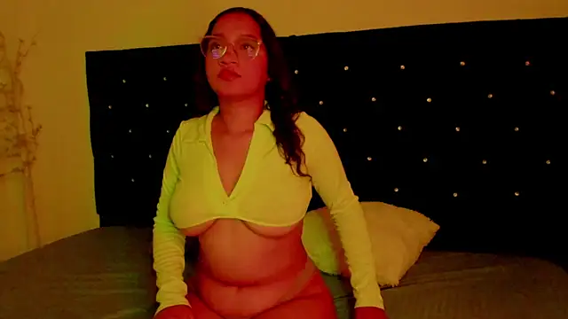 Mariana swe online show from May 21, 2026, 8:39 pm