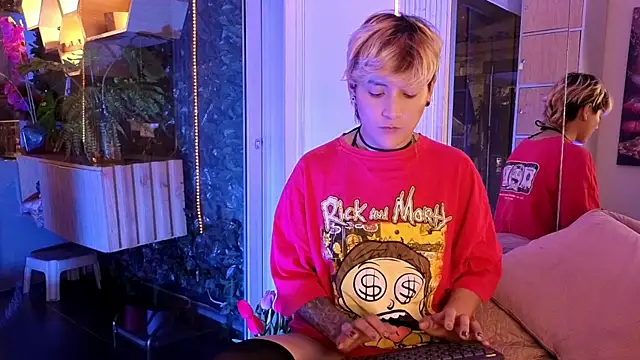 DannyRoudX online show from July 5, 2026, 4:19 am