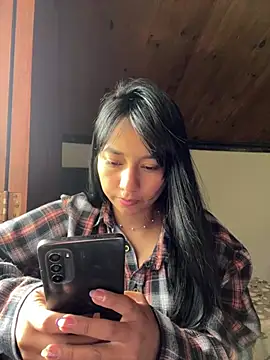 yul-dulce online show from July 12, 2026, 7:04 pm