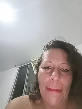Snapshot of Nikki_milf69 chatting on May 22, 2026, 4:43 am Nikki milf69 online show from May 22, 2026, 4:43 am