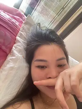 Lucky xiao online show from June 1, 2026, 2:01 am