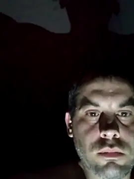 Johnathanleenol online show from June 27, 2026, 7:58 am