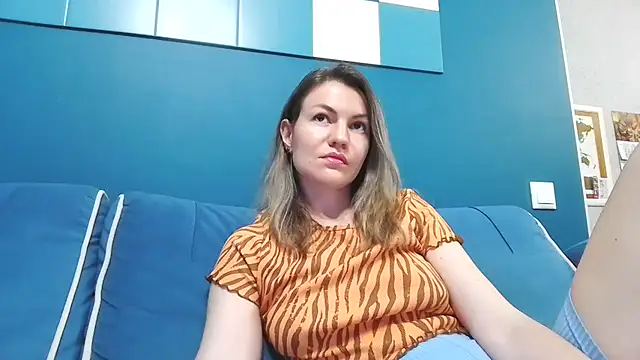 Margarett online show from May 13, 2026, 4:58 pm