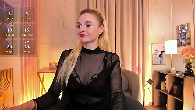 Snapshot of Mila__Lux chatting on June 17, 2026, 8:41 pm Mila Lux online show from June 17, 2026, 8:41 pm