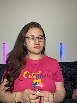 Snapshot of Sami_ferrer chatting on July 4, 2026, 5:03 am Sami ferrer online show from July 4, 2026, 5:03 am