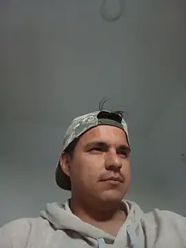 Snapshot of Xxxmarlin chatting on May 14, 2026, 3:42 pm Xxxmarlin online show from May 14, 2026, 3:42 pm
