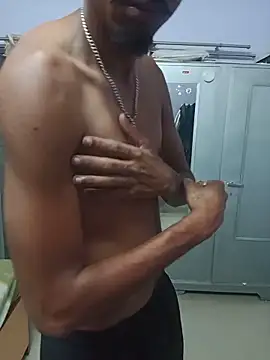 Halfbloodstud online show from June 18, 2026, 6:24 pm