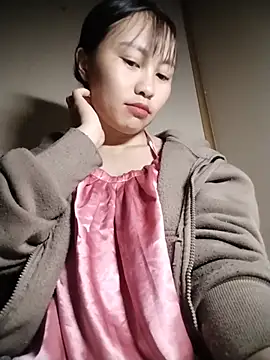 Snapshot of Cherry-squirtt chatting on June 9, 2026, 4:35 am Cherry-squirtt online show from June 9, 2026, 4:35 am
