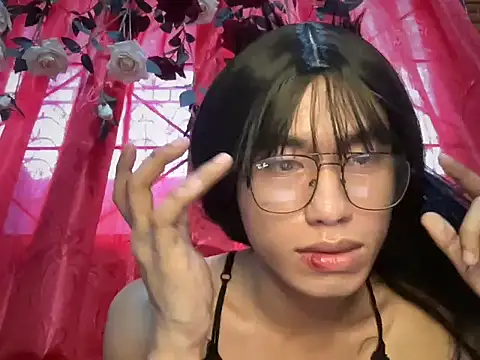 sweet mallory online show from May 14, 2026, 7:27 am