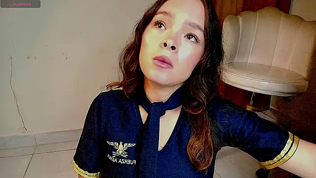 Nadine Nassib online show from June 26, 2026, 11:38 am