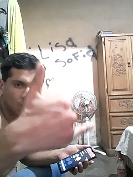 Snapshot of HuffishStammer chatting on July 30, 2026, 6:23 am HuffishStammer online show from July 30, 2026, 6:23 am