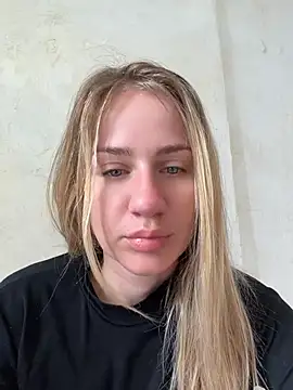 AnnaMist  online show from June 19, 2026, 6:41 am